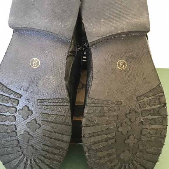 Collection by Carrini Black Boots - Picture 8 of 8